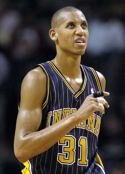 双方陷入拉 双方陷入拉