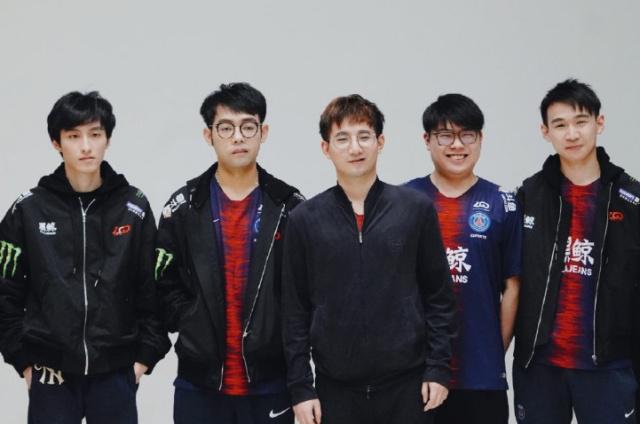 等东契奇伤 等东契奇伤