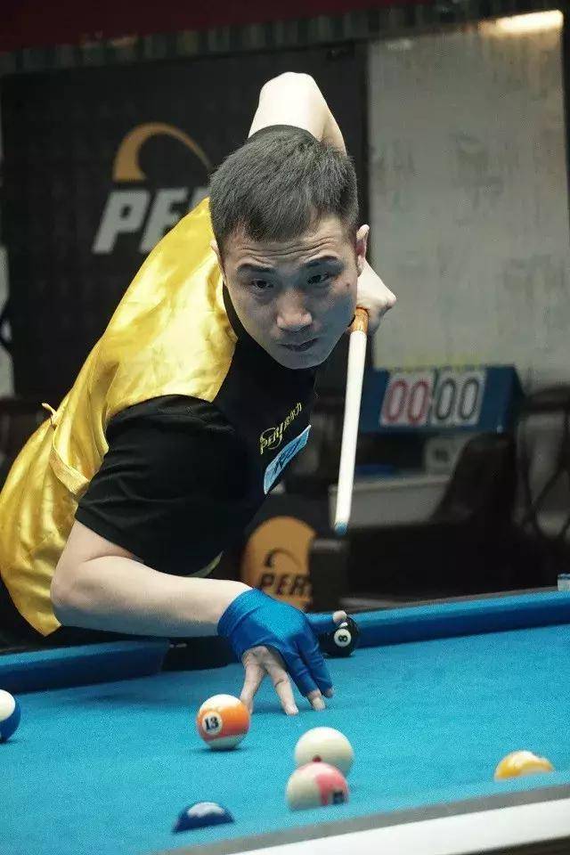 金三银一铜 金三银一铜