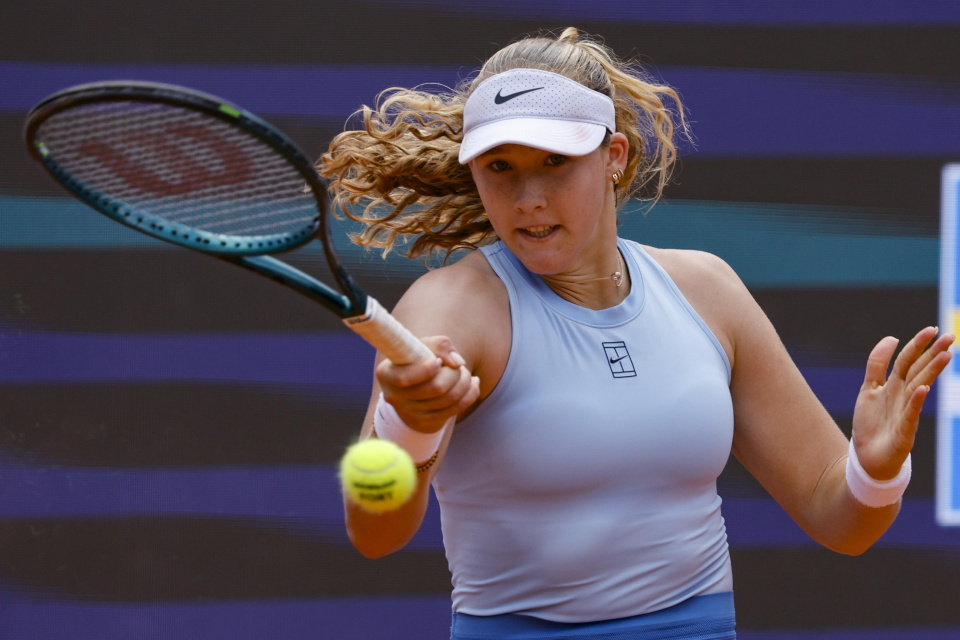 的中场球员 的中场球员